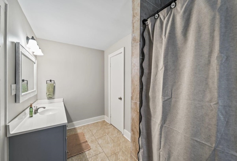 805 MAIN ST, Covington, Tennessee 38019, 4 Bedroom Bedrooms, 7 Room Rooms,2 BathroomBathrooms,Residential,For Sale,MAIN,0,10229327