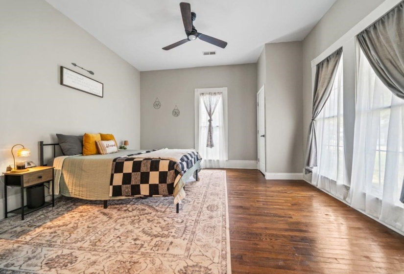 805 MAIN ST, Covington, Tennessee 38019, 4 Bedroom Bedrooms, 7 Room Rooms,2 BathroomBathrooms,Residential,For Sale,MAIN,0,10229327