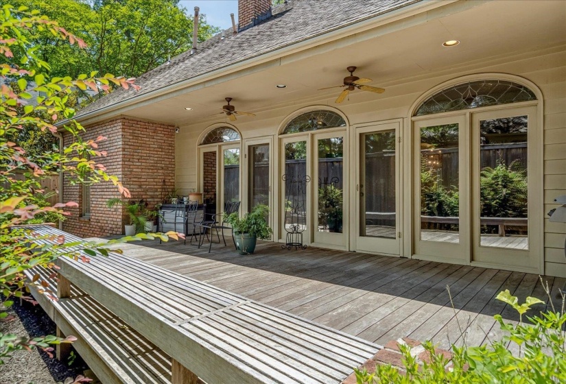 4363 CHERRY PLACE DR, Memphis, Tennessee 38117, 3 Bedroom Bedrooms, 6 Room Rooms,2.1 BathroomBathrooms,Residential,For Sale,CHERRY PLACE,0,10229330