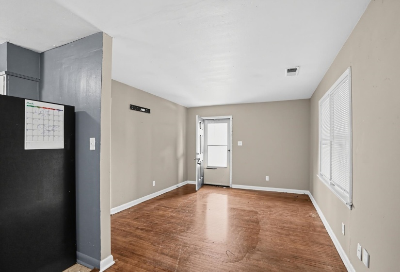 1726 MERRYCREST DR, Memphis, Tennessee 38111, 3 Bedroom Bedrooms, 6 Room Rooms,1 BathroomBathrooms,Residential,For Sale,MERRYCREST,0,10229331