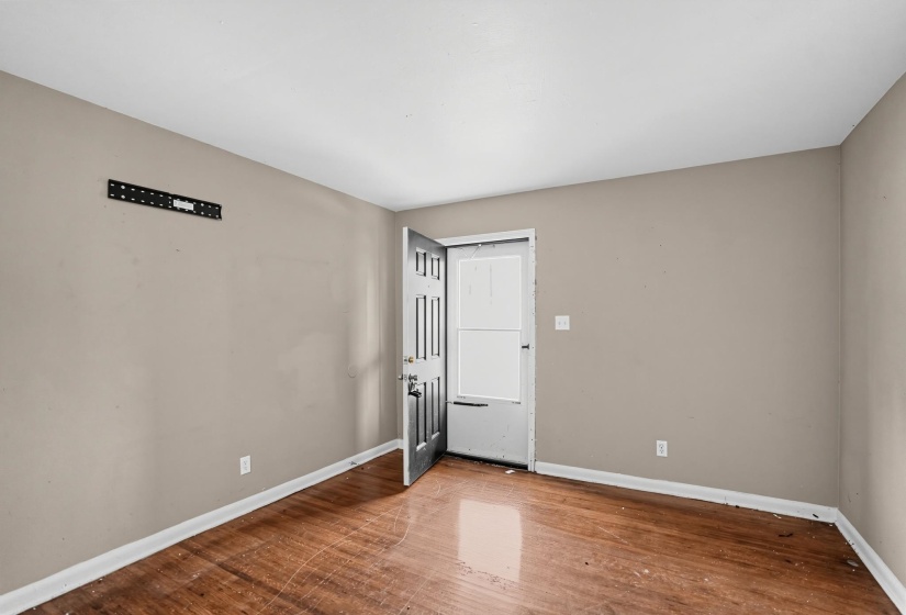 1726 MERRYCREST DR, Memphis, Tennessee 38111, 3 Bedroom Bedrooms, 6 Room Rooms,1 BathroomBathrooms,Residential,For Sale,MERRYCREST,0,10229331