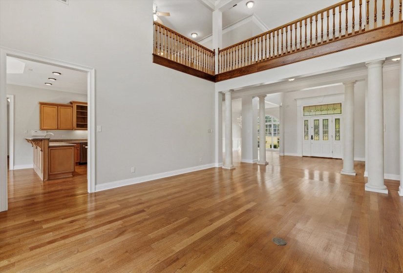8676 OLD CREEK RD, Unincorporated, Tennessee 38125, 5 Bedroom Bedrooms, 14 Room Rooms,4.2 BathroomBathrooms,Residential,For Sale,OLD CREEK,0,10229334