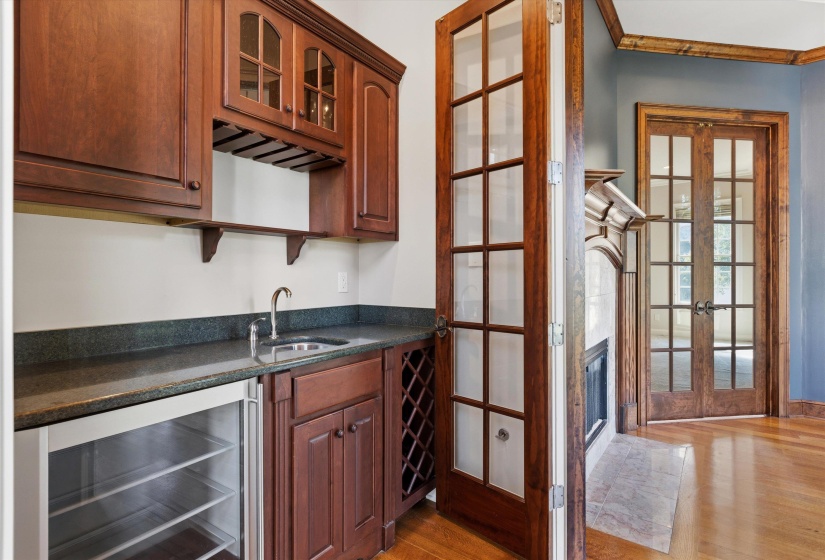 8676 OLD CREEK RD, Unincorporated, Tennessee 38125, 5 Bedroom Bedrooms, 14 Room Rooms,4.2 BathroomBathrooms,Residential,For Sale,OLD CREEK,0,10229334