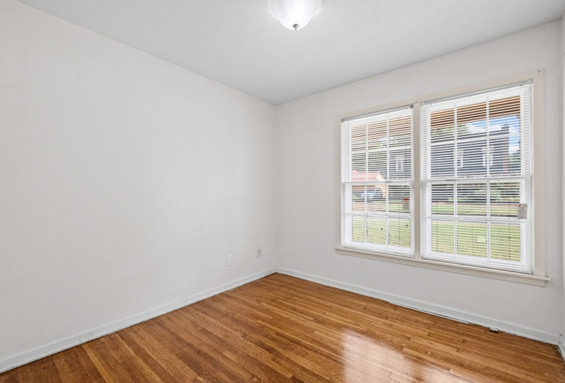 1742 SAN BERNARDO AVE, Memphis, Tennessee 38116, 3 Bedroom Bedrooms, 6 Room Rooms,1.1 BathroomBathrooms,Residential,For Sale,SAN BERNARDO,0,10229335
