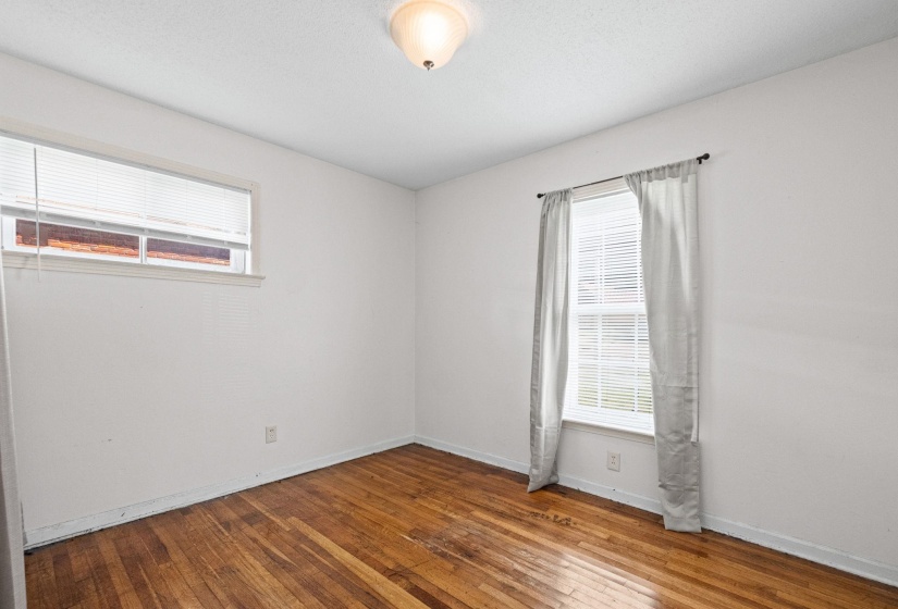 1742 SAN BERNARDO AVE, Memphis, Tennessee 38116, 3 Bedroom Bedrooms, 6 Room Rooms,1.1 BathroomBathrooms,Residential,For Sale,SAN BERNARDO,0,10229335