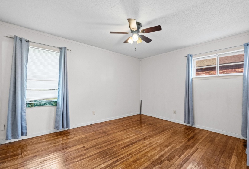 1742 SAN BERNARDO AVE, Memphis, Tennessee 38116, 3 Bedroom Bedrooms, 6 Room Rooms,1.1 BathroomBathrooms,Residential,For Sale,SAN BERNARDO,0,10229335