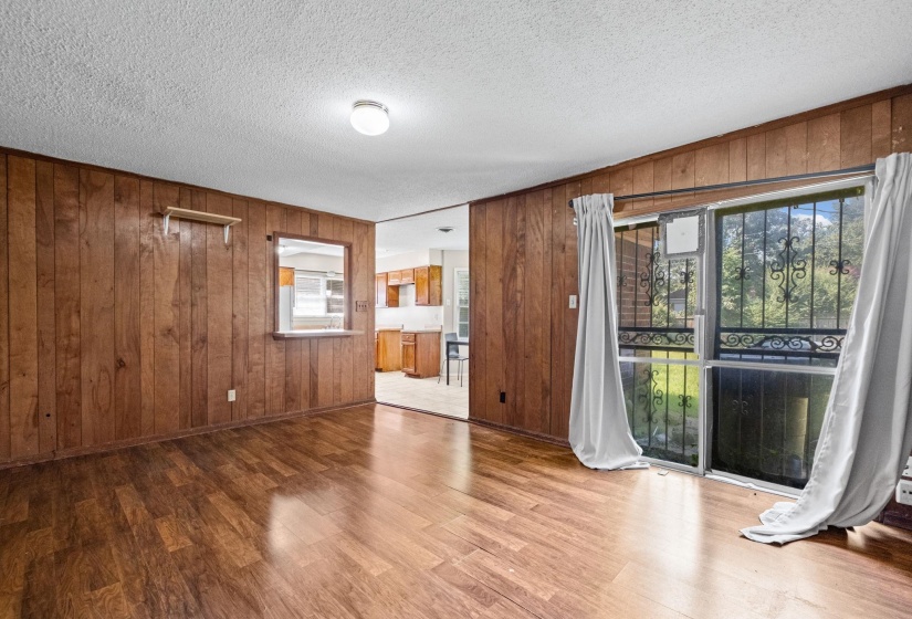 1742 SAN BERNARDO AVE, Memphis, Tennessee 38116, 3 Bedroom Bedrooms, 6 Room Rooms,1.1 BathroomBathrooms,Residential,For Sale,SAN BERNARDO,0,10229335