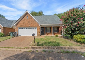 1673 CAMILLE WAY, Memphis, Tennessee 38016, 3 Bedroom Bedrooms, 6 Room Rooms,2.1 BathroomBathrooms,Residential,For Sale,CAMILLE,0,10229338 1673 CAMILLE WAY, Memphis, Tennessee 38016, 3 Bedroom Bedrooms, 6 Room Rooms,2.1 BathroomBathrooms,Residential,For Sale,CAMILLE,0,10229338