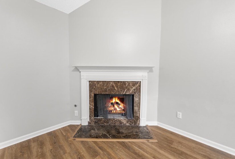 1673 CAMILLE WAY, Memphis, Tennessee 38016, 3 Bedroom Bedrooms, 6 Room Rooms,2.1 BathroomBathrooms,Residential,For Sale,CAMILLE,0,10229338