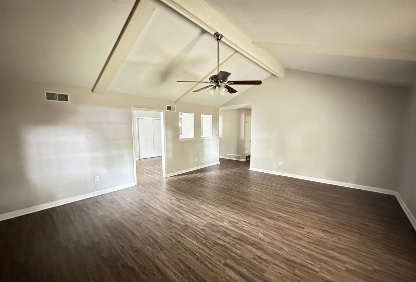 6655 CHESAPEAKE DR, Memphis, Tennessee 38141, 3 Bedroom Bedrooms, 5 Room Rooms,2 BathroomBathrooms,Residential,For Sale,CHESAPEAKE,0,10229339