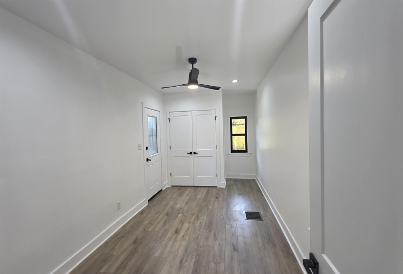 310 GARLAND ST, Memphis, Tennessee 38104, 5 Bedroom Bedrooms, 10 Room Rooms,3.2 BathroomBathrooms,Residential,For Sale,GARLAND,0,10229356