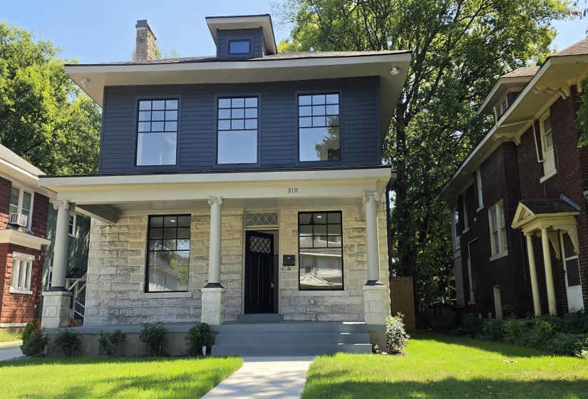 310 GARLAND ST, Memphis, Tennessee 38104, 5 Bedroom Bedrooms, 10 Room Rooms,3.2 BathroomBathrooms,Residential,For Sale,GARLAND,0,10229356
