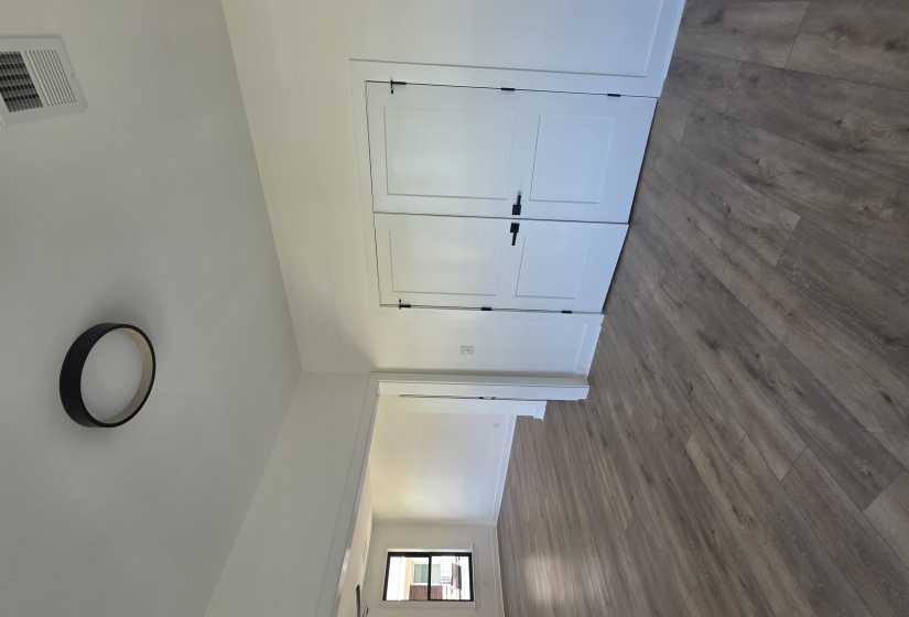 310 GARLAND ST, Memphis, Tennessee 38104, 5 Bedroom Bedrooms, 10 Room Rooms,3.2 BathroomBathrooms,Residential,For Sale,GARLAND,0,10229356