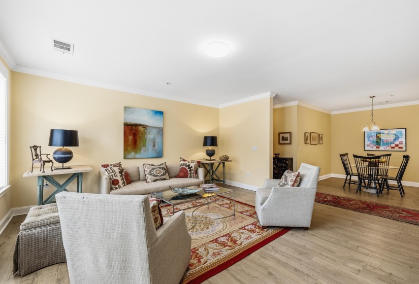 3520 CENTRAL AVE, Memphis, Tennessee 38111, 3 Bedroom Bedrooms, 6 Room Rooms,3.1 BathroomBathrooms,Residential,For Sale,CENTRAL,0,10229357
