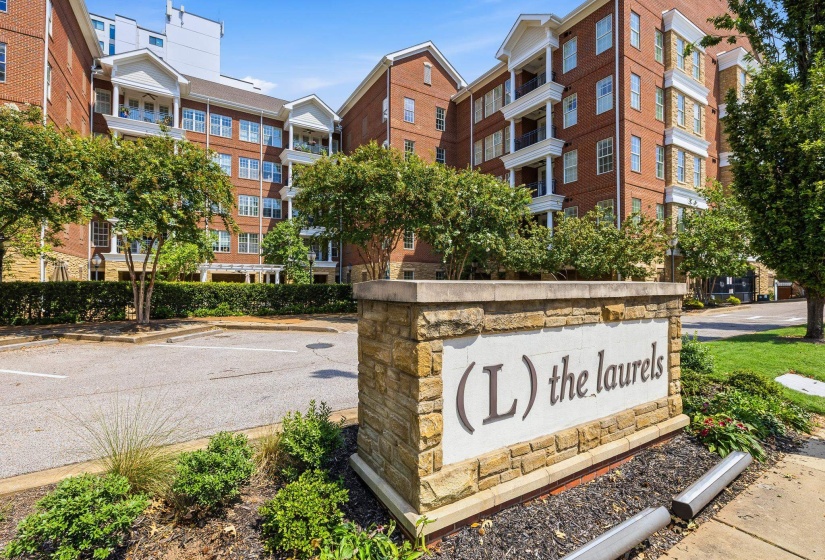 3520 CENTRAL AVE, Memphis, Tennessee 38111, 3 Bedroom Bedrooms, 6 Room Rooms,3.1 BathroomBathrooms,Residential,For Sale,CENTRAL,0,10229357