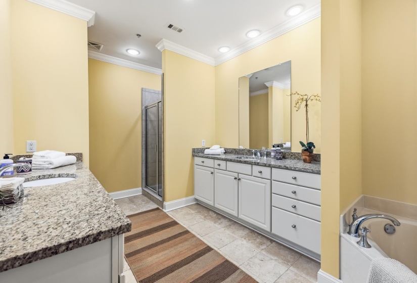 3520 CENTRAL AVE, Memphis, Tennessee 38111, 3 Bedroom Bedrooms, 6 Room Rooms,3.1 BathroomBathrooms,Residential,For Sale,CENTRAL,0,10229357