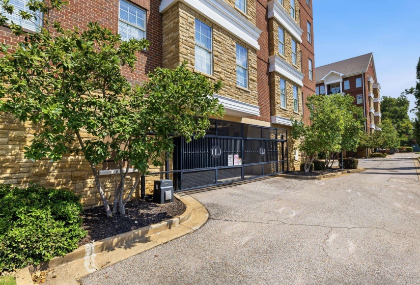 3520 CENTRAL AVE, Memphis, Tennessee 38111, 3 Bedroom Bedrooms, 6 Room Rooms,3.1 BathroomBathrooms,Residential,For Sale,CENTRAL,0,10229357