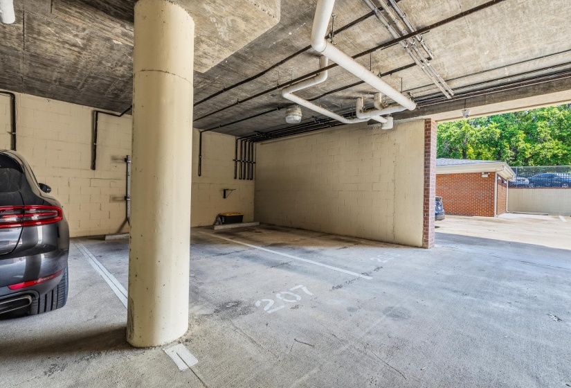 3520 CENTRAL AVE, Memphis, Tennessee 38111, 3 Bedroom Bedrooms, 6 Room Rooms,3.1 BathroomBathrooms,Residential,For Sale,CENTRAL,0,10229357