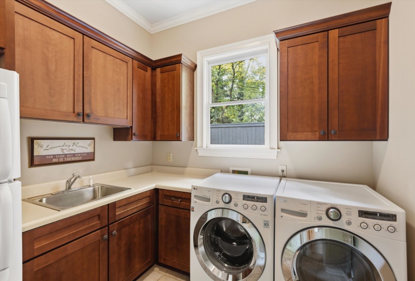 4639 PERKINS MANOR CV, Memphis, Tennessee 38117, 5 Bedroom Bedrooms, 11 Room Rooms,4.1 BathroomBathrooms,Residential,For Sale,PERKINS MANOR,0,10229358