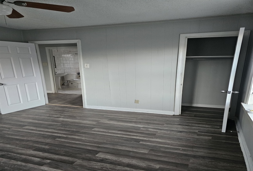 2105 FARRINGTON ST, Memphis, Tennessee 38109, 2 Bedroom Bedrooms, 2 Room Rooms,1 BathroomBathrooms,Residential,For Sale,FARRINGTON,0,10229359