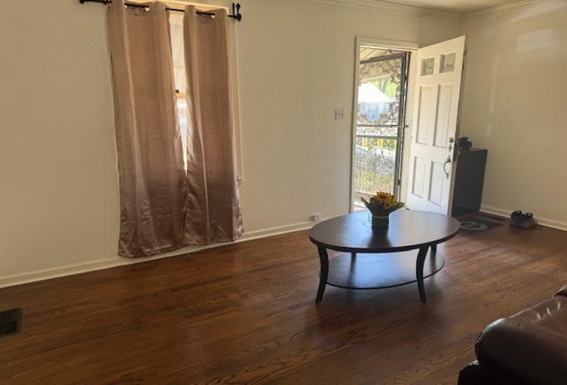 1345 MARIA ST, Memphis, Tennessee 38122, 2 Bedroom Bedrooms, 5 Room Rooms,1 BathroomBathrooms,Residential,For Sale,MARIA,0,10207701