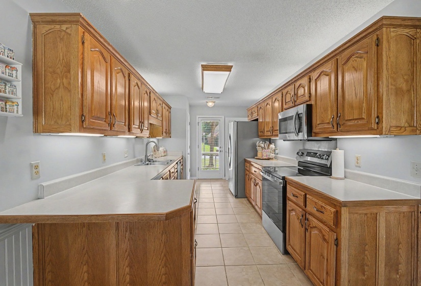2729 SHADOW POINT CV, Memphis, Tennessee 38016, 4 Bedroom Bedrooms, 8 Room Rooms,2.1 BathroomBathrooms,Residential,For Sale,SHADOW POINT,0,10229360