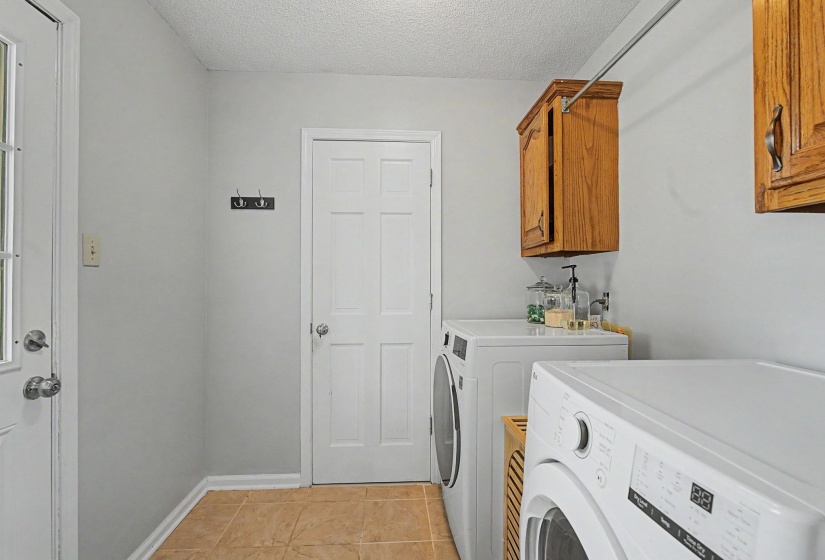 2729 SHADOW POINT CV, Memphis, Tennessee 38016, 4 Bedroom Bedrooms, 8 Room Rooms,2.1 BathroomBathrooms,Residential,For Sale,SHADOW POINT,0,10229360