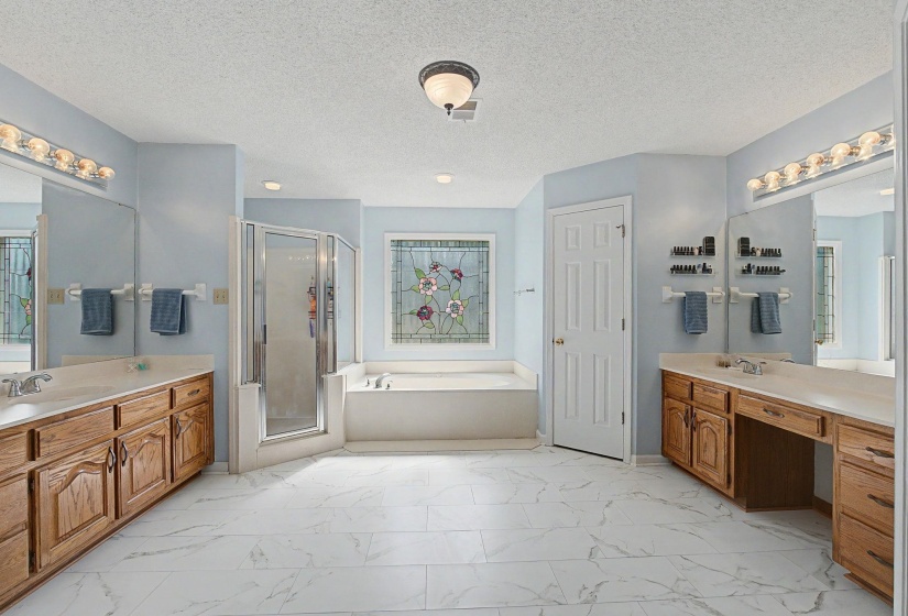 2729 SHADOW POINT CV, Memphis, Tennessee 38016, 4 Bedroom Bedrooms, 8 Room Rooms,2.1 BathroomBathrooms,Residential,For Sale,SHADOW POINT,0,10229360