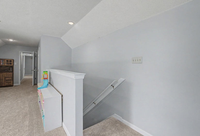 2729 SHADOW POINT CV, Memphis, Tennessee 38016, 4 Bedroom Bedrooms, 8 Room Rooms,2.1 BathroomBathrooms,Residential,For Sale,SHADOW POINT,0,10229360