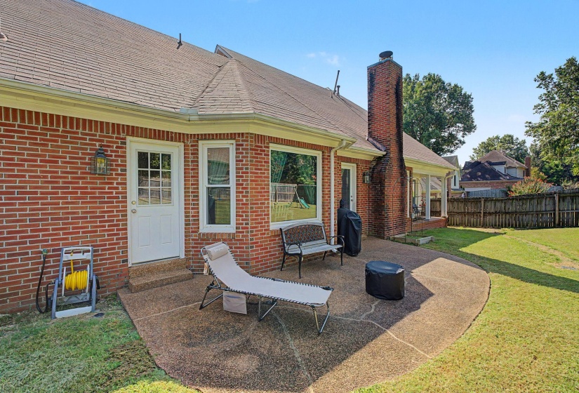 2729 SHADOW POINT CV, Memphis, Tennessee 38016, 4 Bedroom Bedrooms, 8 Room Rooms,2.1 BathroomBathrooms,Residential,For Sale,SHADOW POINT,0,10229360