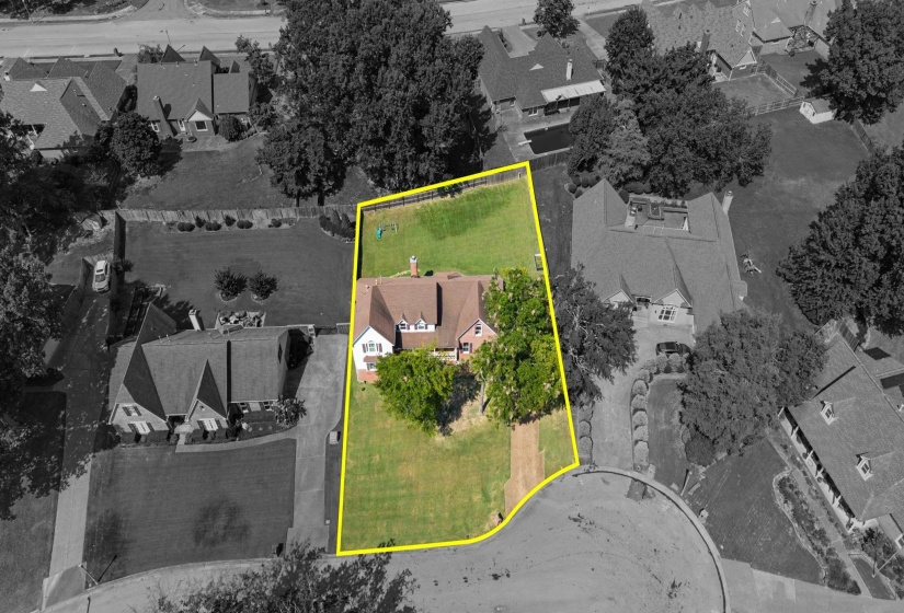 2729 SHADOW POINT CV, Memphis, Tennessee 38016, 4 Bedroom Bedrooms, 8 Room Rooms,2.1 BathroomBathrooms,Residential,For Sale,SHADOW POINT,0,10229360