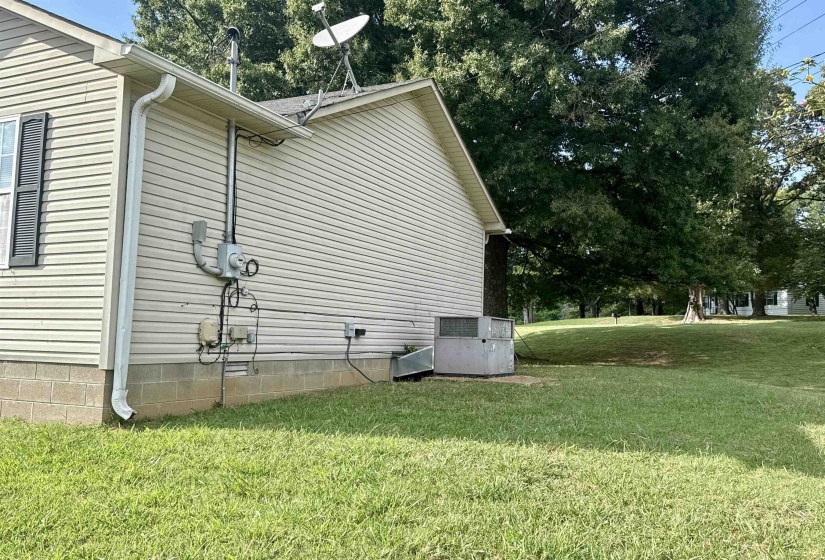 8 CHANNING LOOP, Brownsville, Tennessee 38012, 3 Bedroom Bedrooms, 5 Room Rooms,2 BathroomBathrooms,Residential,For Sale,CHANNING,0,10229362