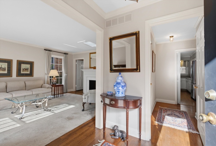239 GARDENIA DR, Memphis, Tennessee 38117, 3 Bedroom Bedrooms, 7 Room Rooms,2 BathroomBathrooms,Residential,For Sale,GARDENIA,0,10229363