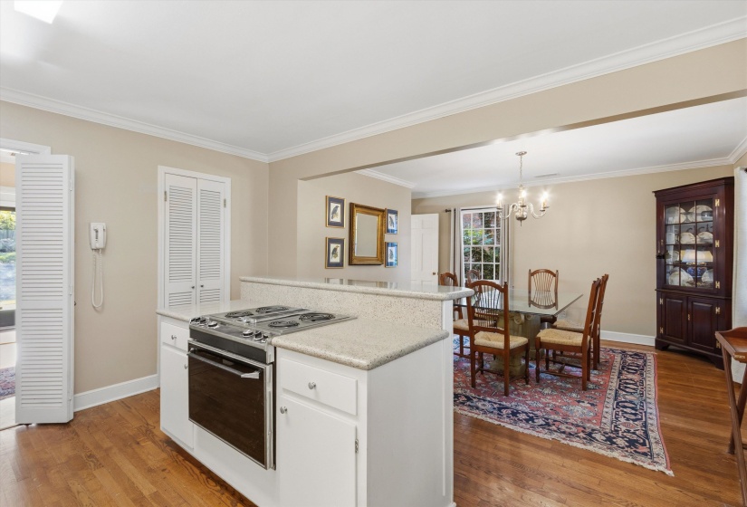 239 GARDENIA DR, Memphis, Tennessee 38117, 3 Bedroom Bedrooms, 7 Room Rooms,2 BathroomBathrooms,Residential,For Sale,GARDENIA,0,10229363