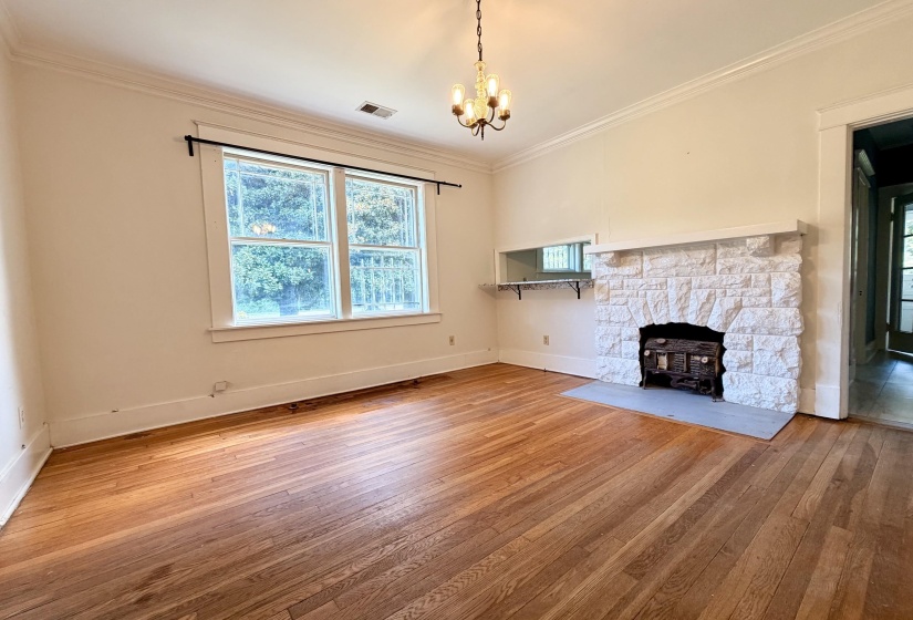 1701 FAXON AVE, Memphis, Tennessee 38112, 2 Bedroom Bedrooms, 5 Room Rooms,1 BathroomBathrooms,Residential,For Sale,FAXON,0,10229365