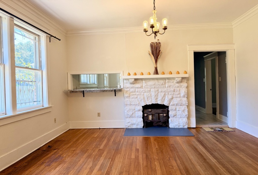 1701 FAXON AVE, Memphis, Tennessee 38112, 2 Bedroom Bedrooms, 5 Room Rooms,1 BathroomBathrooms,Residential,For Sale,FAXON,0,10229365