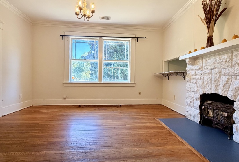 1701 FAXON AVE, Memphis, Tennessee 38112, 2 Bedroom Bedrooms, 5 Room Rooms,1 BathroomBathrooms,Residential,For Sale,FAXON,0,10229365