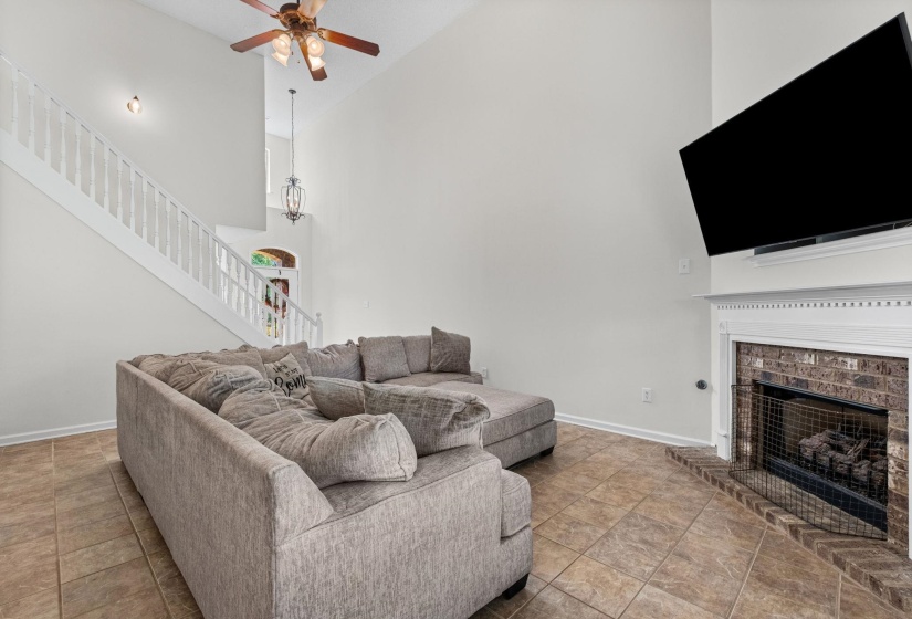155 HIDDEN GARDEN DR, Oakland, Tennessee 38060, 4 Bedroom Bedrooms, 7 Room Rooms,2.1 BathroomBathrooms,Residential,For Sale,HIDDEN GARDEN,0,10229366
