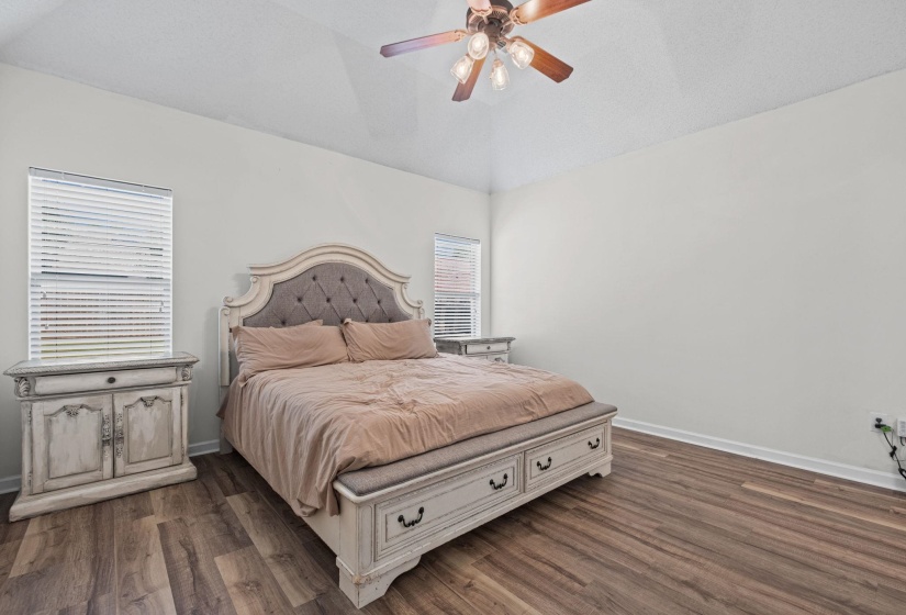 155 HIDDEN GARDEN DR, Oakland, Tennessee 38060, 4 Bedroom Bedrooms, 7 Room Rooms,2.1 BathroomBathrooms,Residential,For Sale,HIDDEN GARDEN,0,10229366