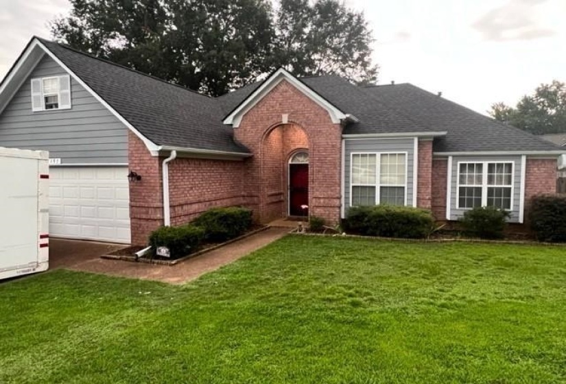 195 CROSS POINT DR, Collierville, Tennessee 38017, 4 Bedroom Bedrooms, 4 Room Rooms,2 BathroomBathrooms,Rental Properties,For Sale,CROSS POINT,0,10229388