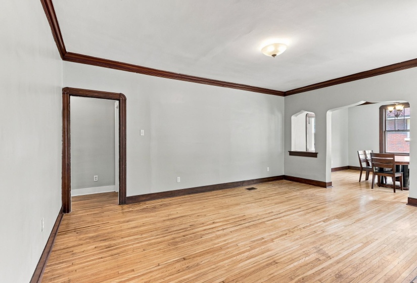 961 BARKSDALE ST, Memphis, Tennessee 38107, 3 Bedroom Bedrooms, 7 Room Rooms,2 BathroomBathrooms,Residential,For Sale,BARKSDALE,0,10229373