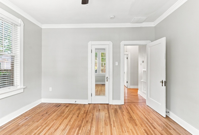 961 BARKSDALE ST, Memphis, Tennessee 38107, 3 Bedroom Bedrooms, 7 Room Rooms,2 BathroomBathrooms,Residential,For Sale,BARKSDALE,0,10229373