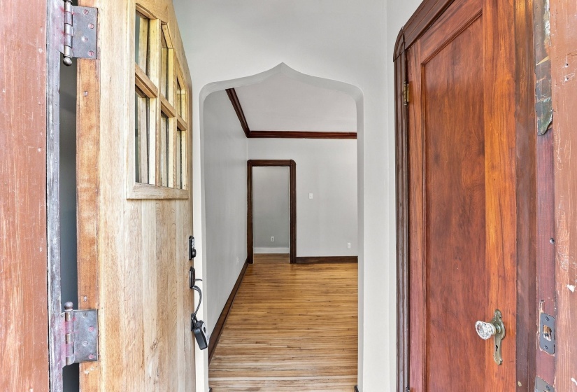 961 BARKSDALE ST, Memphis, Tennessee 38107, 3 Bedroom Bedrooms, 7 Room Rooms,2 BathroomBathrooms,Residential,For Sale,BARKSDALE,0,10229373