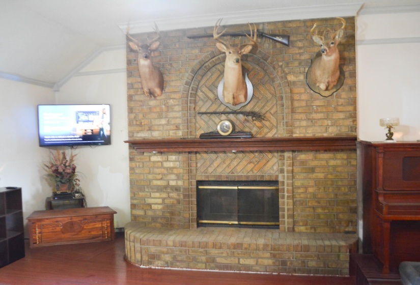 3817 AARON CV, Bartlett, Tennessee 38135, 5 Bedroom Bedrooms, 8 Room Rooms,3 BathroomBathrooms,Residential,For Sale,AARON,0,10229375