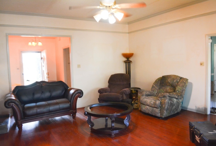 3817 AARON CV, Bartlett, Tennessee 38135, 5 Bedroom Bedrooms, 8 Room Rooms,3 BathroomBathrooms,Residential,For Sale,AARON,0,10229375