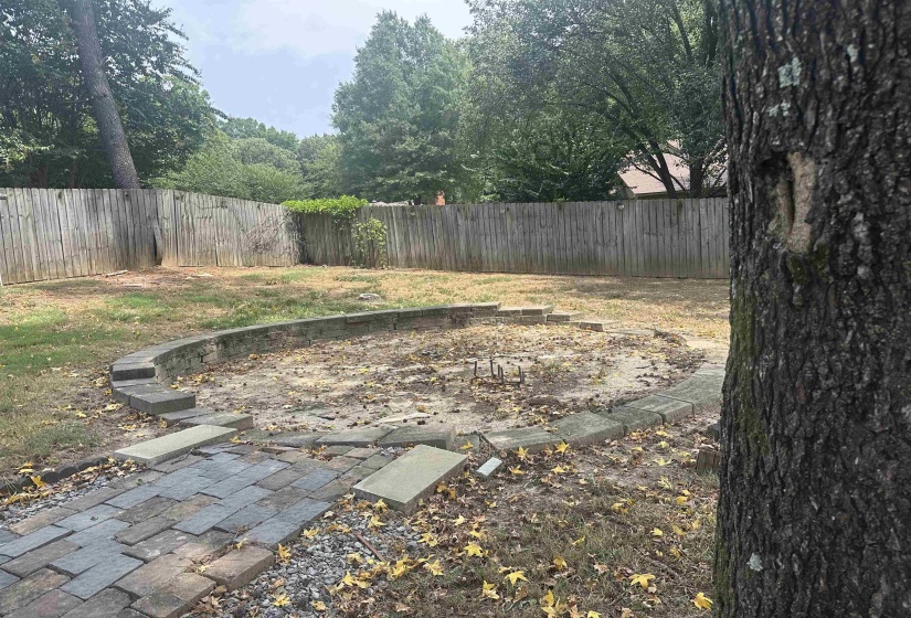 2010 MT BADON LN, Memphis, Tennessee 38016, 6 Bedroom Bedrooms, 10 Room Rooms,3 BathroomBathrooms,Residential,For Sale,MT BADON,0,10229376