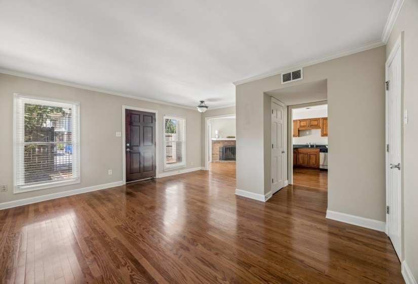 1685 REGENTS PARK DR, Memphis, Tennessee 38104, 2 Bedroom Bedrooms, 5 Room Rooms,1.1 BathroomBathrooms,Residential,For Sale,REGENTS PARK,0,10229377