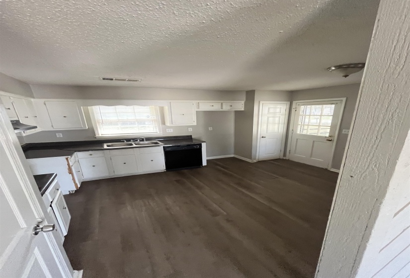 3305 BURGESS DR, Memphis, Tennessee 38118, 3 Bedroom Bedrooms, 5 Room Rooms,2 BathroomBathrooms,Residential,For Sale,BURGESS,0,10229385