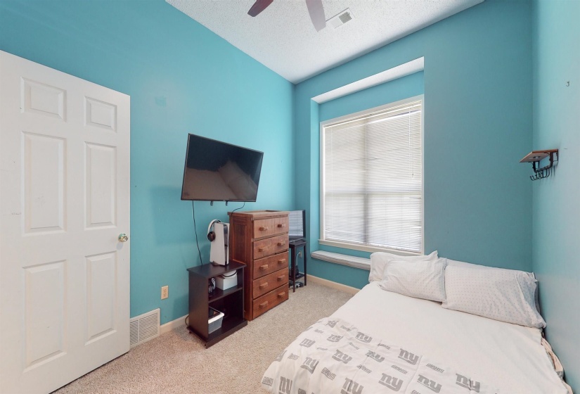 195 CROSS POINT DR, Collierville, Tennessee 38017, 4 Bedroom Bedrooms, 6 Room Rooms,2 BathroomBathrooms,Residential,For Sale,CROSS POINT,0,10229389