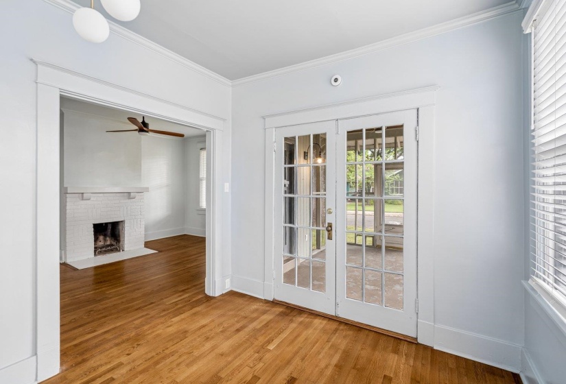 2095 WASHINGTON AVE, Memphis, Tennessee 38104, 2 Bedroom Bedrooms, 5 Room Rooms,1 BathroomBathrooms,Rental Properties,For Sale,WASHINGTON,0,10229401